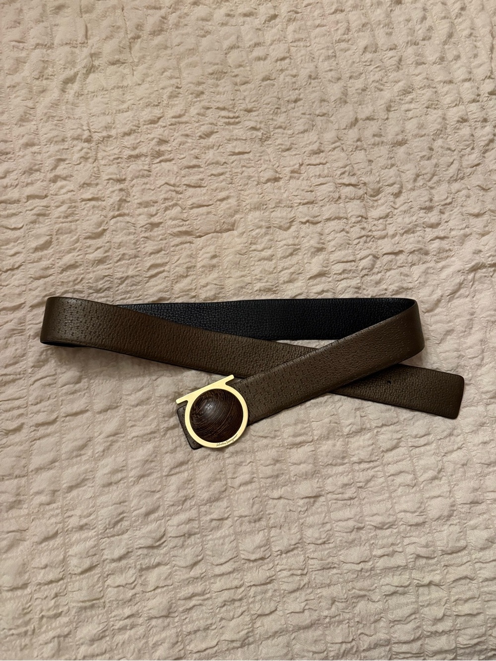 Ferragamo Women’s Dark Brown Leather Belt with Gold Accent
